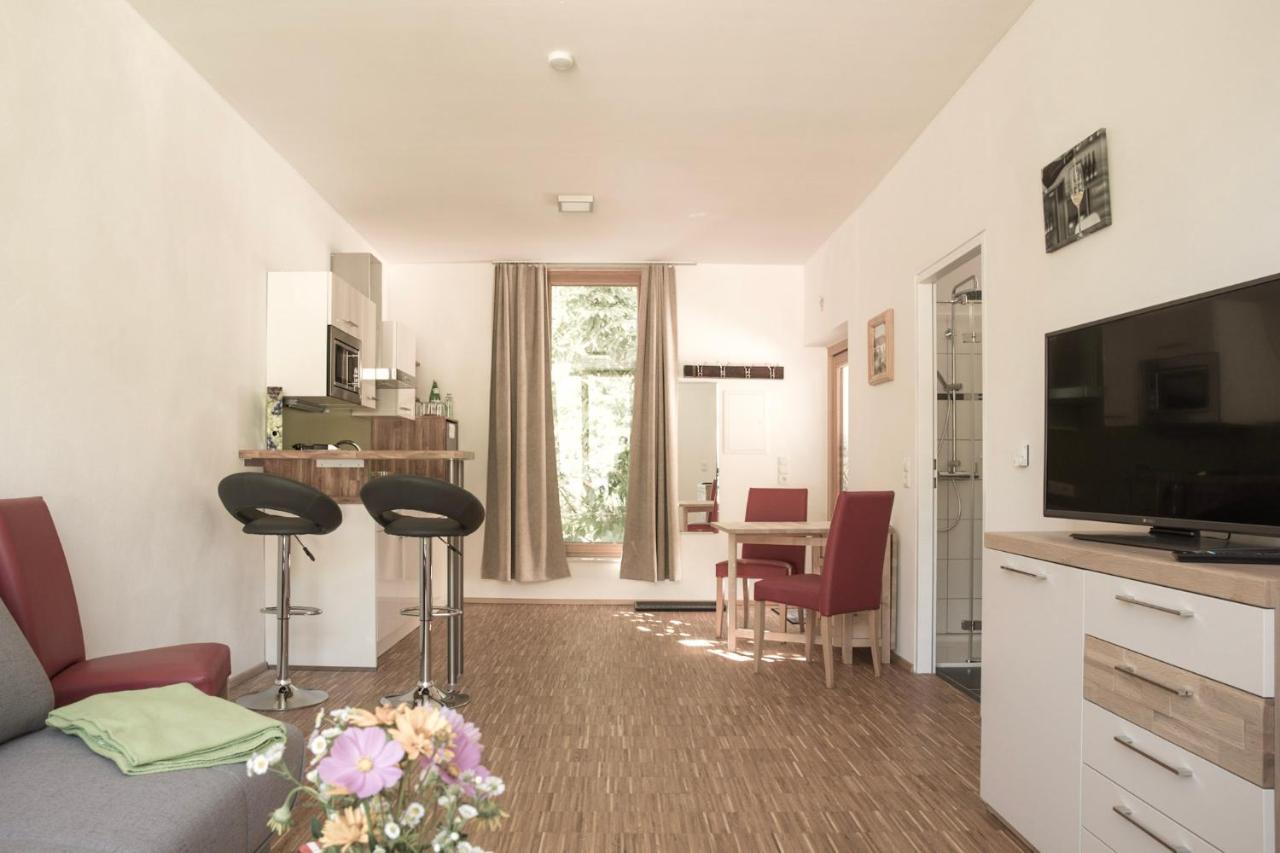 Ferienwohnung Am Weingut Eisenbock Strass  エクステリア 写真